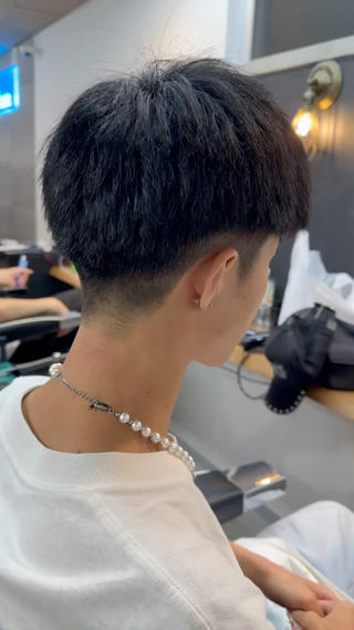 丸みある刈り上げスタイル 