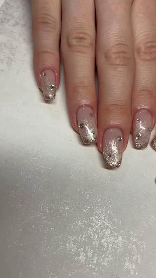 ネイル ANELA mのネイルデザイン