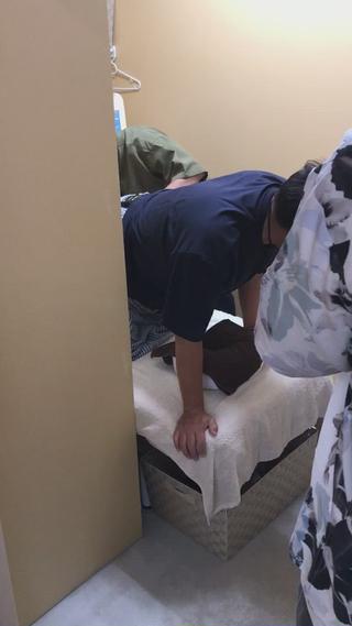 皆様、おはようございます
9月に入りましたね

　

Tvh毎週日曜日 深夜1：05分から放送中の 北海道まるごとバラエティ 「しんや一族」！！！ 北海道１７９市町村を 芸人「かみむらしんや」「ふれさわひろみつ」「ラフ→チケットもとき」 の三人が巡り 美味しいいグルメや気になるスポットを紹介していく 痛快グルメ旅バラエティ番組！！

の、収録をさせて頂きました
9月12日（日）の深夜1:05〜に放送されるみたいです

是非、観て頂けたら嬉しいです

どんな展開が待ち受けているのか乞うご期待

僕も楽しみです

TVスタッフの皆様もご来店ありがとうございました
益々の繁栄をお祈りしています

#札幌#脱毛#マンモス脱毛#白石区#バラエティ＃tvh#しんや一族＃放送#かみむらしんや ＃ラフ→チケットもとき＃面白い＃メンズ脱毛＃光脱毛＃皆さん温かい＃理容室＃緊張しました＃深夜番組＃髭#9月＃9月12日の1:05〜放送開始#皆んな観てね 