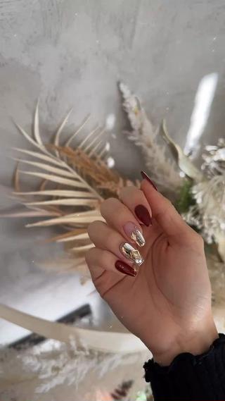 ボルドーネイル 