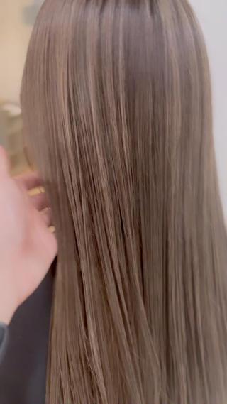 カラー BEEST所属・ate 【暖色/ハイトーン】のヘアスタイル