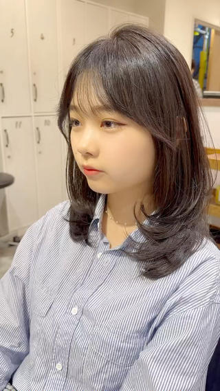 レイヤーカットから内巻きでも動きが出ます 