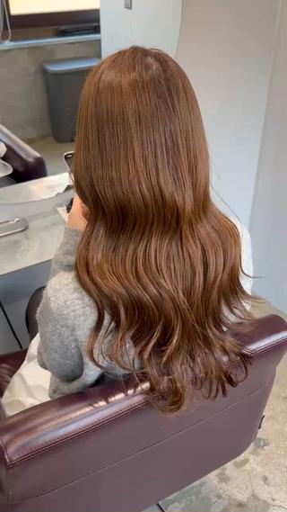 ロング サワムラ ソナタのヘアスタイル