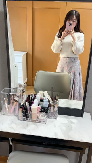 サロン専売の日本製の写りが良い鏡です 