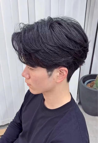 パーマ メンズ 暖色カラー/オリーブ /ミニボブ/白柳美空のヘアスタイル