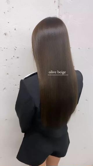 ロング カラー D.I.E.V.A所属・艶ハイトーン特化 tatsuのヘアスタイル