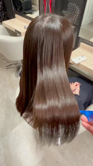 ロング 縮毛•ハイトーン Runaのヘアスタイル