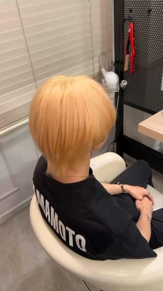 ショート カラー メンズ 縮毛•ハイトーン Runaのヘアスタイル