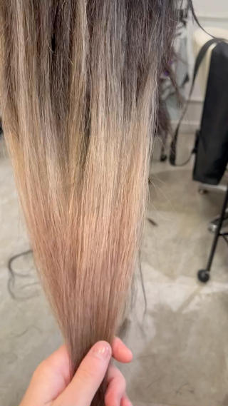 話題のハネエクステ結ぶ取り扱っていますので気になる方ぜひぜひ！！ 