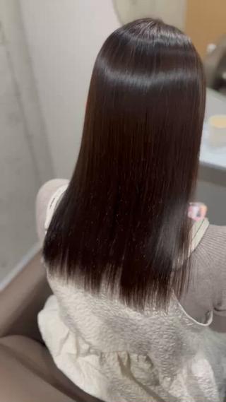 セミロング カラー 岡嶋 怜央のヘアスタイル