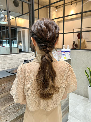 ゆるふわローポニーアレンジ 