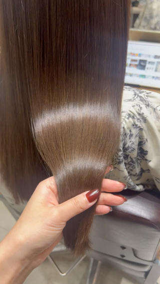 
髪質改善サブリミックトリートメント️


感動のサラツヤ感！！ 