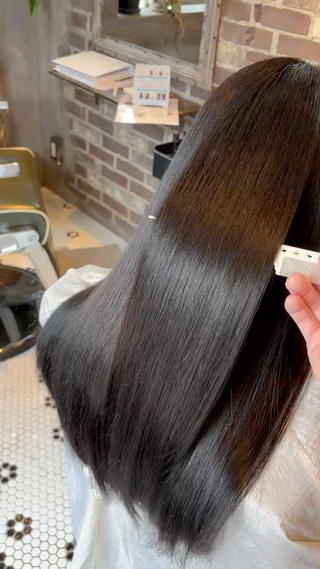 サラ艶ブラックカラー