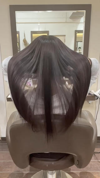 髪質改善グラストリートメント
初めてのお客様でもこの仕上がり 