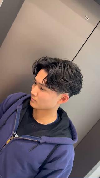 ショート パーマ メンズ DIECESHIBUYA.所属・メンズ似合わせ/ ビジネスヘア/比嘉のヘアスタイル