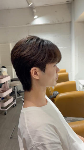 ショート パーマ メンズ 韓国メンズヘア/ ダウンパーマ/歩夢のヘアスタイル