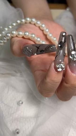 ネイル lucky nail 歌舞伎町のネイルデザイン