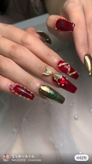 ネイル lucky nail 歌舞伎町のネイルデザイン