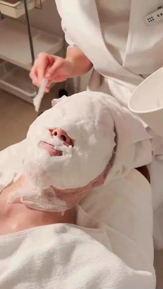 クリスマスに向けて肌を整える
うるツヤな肌で、クリスマスを迎えませんか？

自分のご褒美に
ミニモ限定スペシャルメニュー 