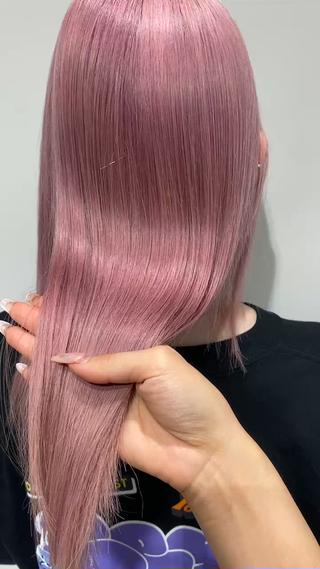 ロング カラー AO アオのヘアスタイル