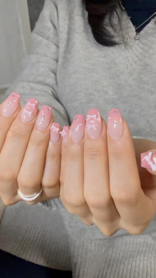 ネイル mii 🦋 【梅田・中崎町】のネイルデザイン