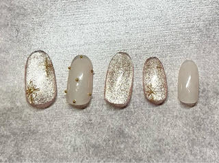 アートネイル
アートネイル希望の方はご連絡下さい^^