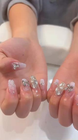 ダントツ人気のベイビーブーマーに
埋め尽くしや、キルティングなど合わせて
キラキラ 