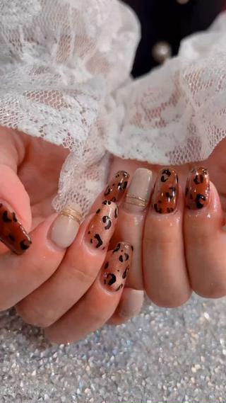 マグネットにレオパードで秋ネイル 