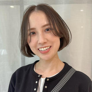 ミディアム 平野恵/透明感カラー ブリーチ/ボブのヘアスタイル
