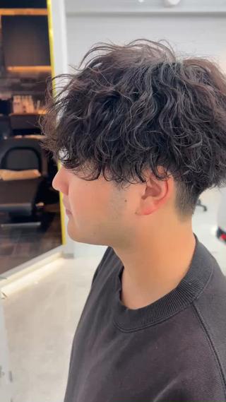 パーマ メンズ 山﨑 燦人のヘアスタイル