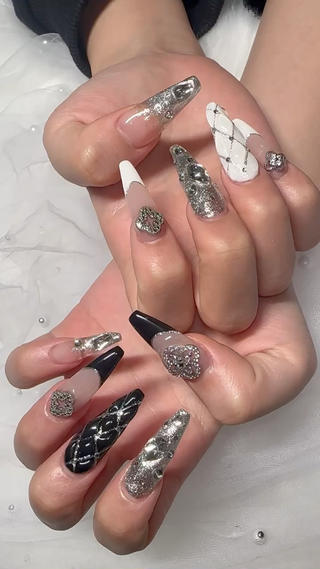 ネイル uni. Haruのネイルデザイン