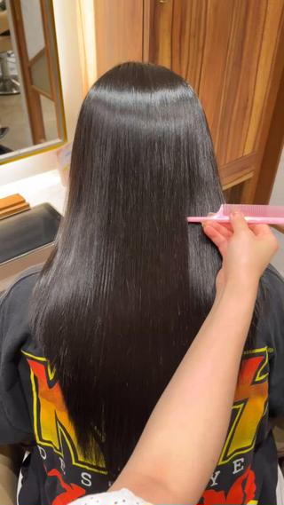 アイロン工程あり○
ボリュームダウンからナチュラルなストレートまで自由自在ですྀི 