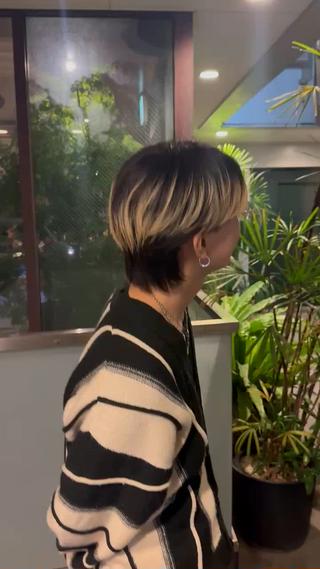 自然な毛流れのセンターパート
カットモデル募集しております!
ぜひご予約お待ちしております