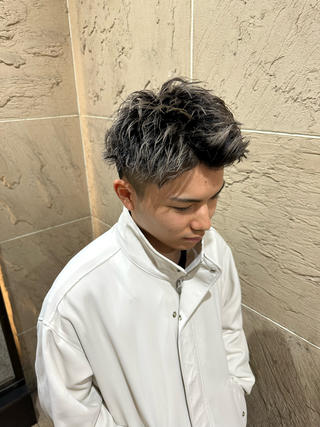 無造作ショートスタイル×ハイライト 