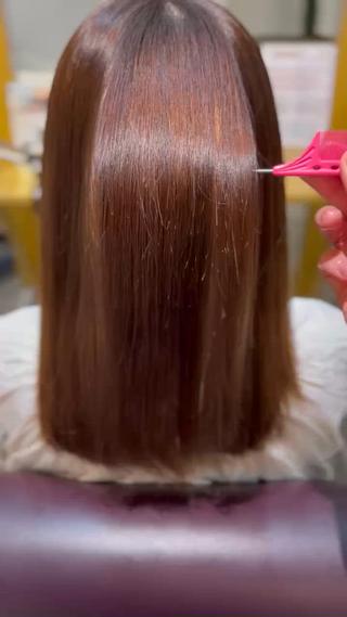 セミロング 縮毛矯正／レイヤー／ 🌼mizukiのヘアスタイル