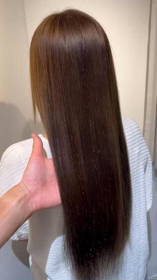 ロング 縮毛矯正／レイヤー／ 🌼mizukiのヘアスタイル