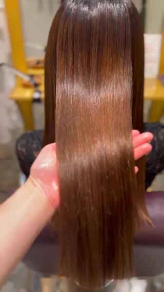 ロング 縮毛矯正／レイヤー／ 🌼mizukiのヘアスタイル