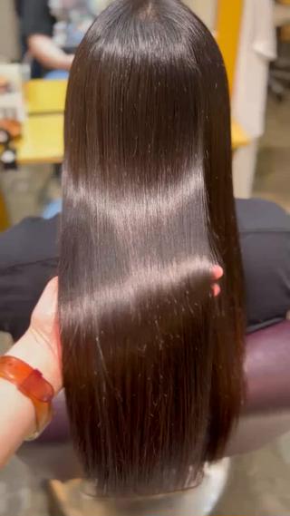 ロング 縮毛矯正／レイヤー／ 🌼mizukiのヘアスタイル