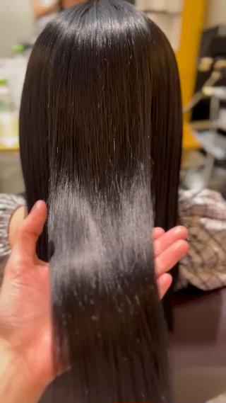 セミロング 縮毛矯正／レイヤー／ 🌼mizukiのヘアスタイル