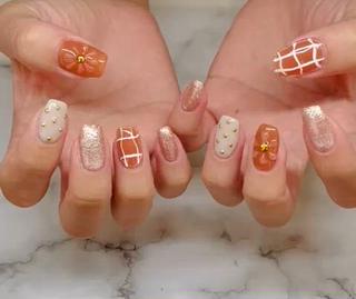 Flower design nail