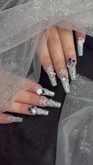 ネイル Tsukimi nail所属・シ シのネイルデザイン