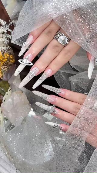 ネイル Tsukimi nail所属・シ シのネイルデザイン