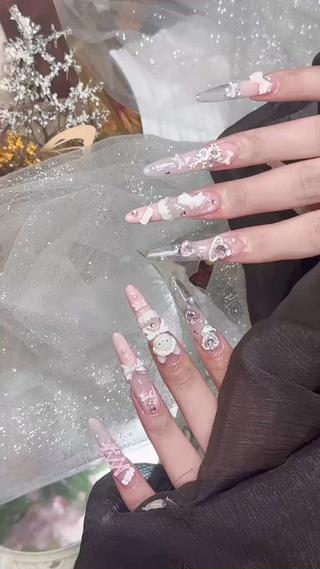ネイル Tsukimi nail所属・シ シのネイルデザイン