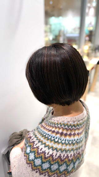 ショート カラー 韓国風レイヤー/ 艶カラー竹内貫のヘアスタイル
