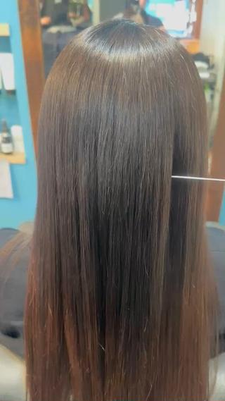 ロング 安達 望のヘアスタイル