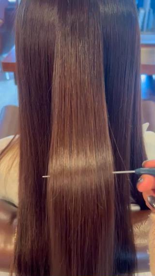 ロング 安達 望のヘアスタイル