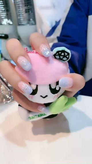 ネイル 美容室アイカ所属・大宮美容室IKA エステサロンのマツエク・マツパデザイン