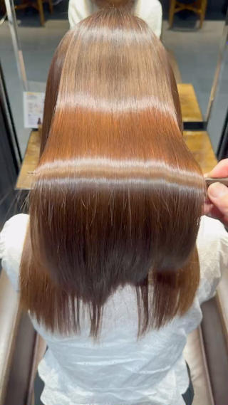 カラー MINX ginza所属・矢津田 侑のヘアスタイル