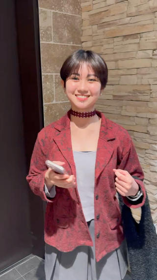 ロングからハンサムショートにしたいというお客様を切らせていただきました！

中性なショートは後ろのくびれ感がカッコよく、小顔に見せてくれる効果もあります！

是非女性の方でロングやボブからショート、ハンサムショートのどちらかを切らせていただける方いらっしゃいましたらお願いいたします！

ロングやボブからショートにさせていただける方限定で無料でカットさせていただき、トリートメントまでやらせていただきます！ 