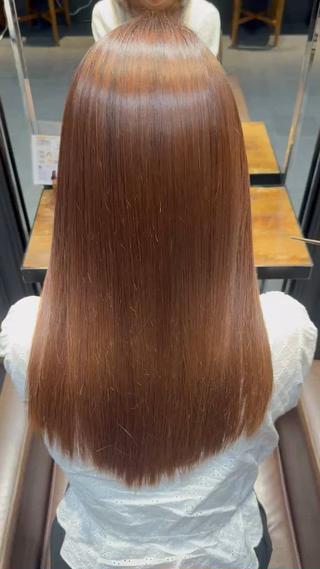 ロング MINX ginza所属・矢津田 侑のヘアスタイル